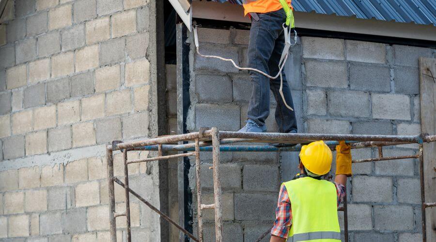 Expert Emergency Roof Repairs services in Riverside, AL